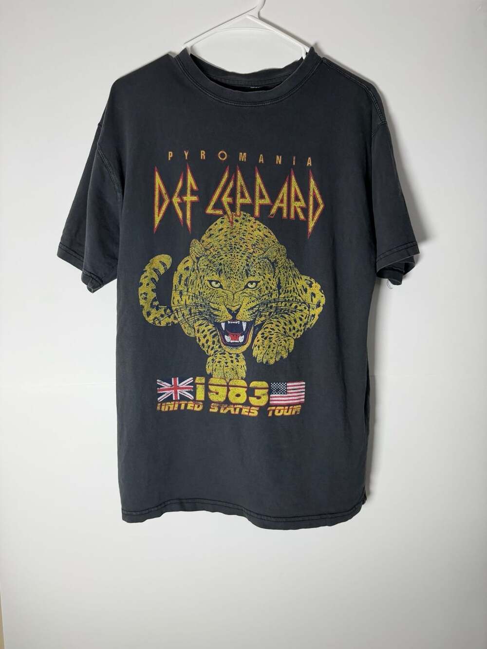 Def Leppard Pyromania 1983 United States Tour Vintage Style Graphic T-Shirt